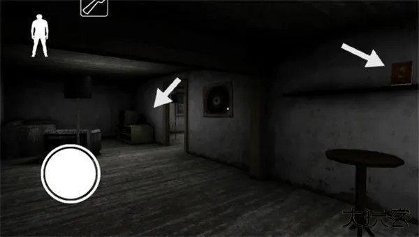 恐怖奶奶联机版