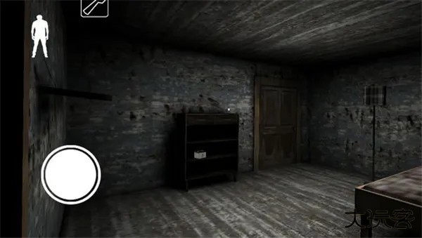 恐怖奶奶联机版