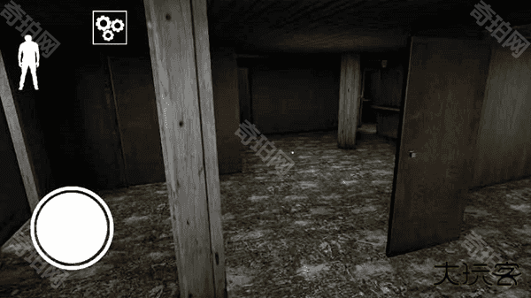 恐怖老奶奶多人联机中文版