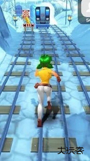 铁路夫人冲浪(lady surfs railway runner)游戏