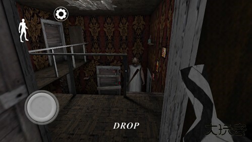 恐怖老奶奶1.8版本